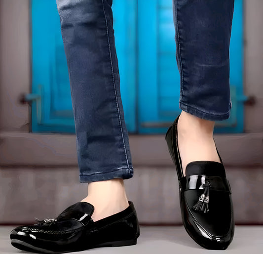 Men party wear loafer